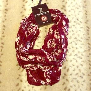 NEW Texas A&M Aggie maroon infinity scarf